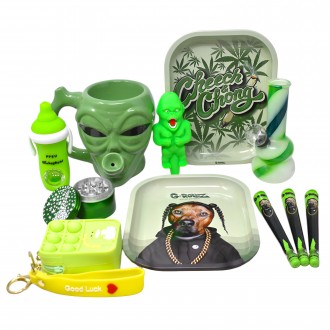 Premium Green Smoking Gift Bundle - Limited Edition Holiday Bundle